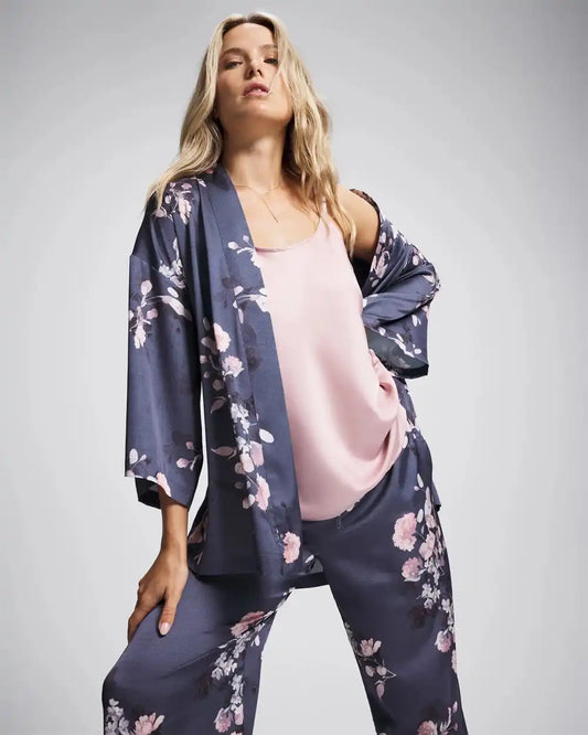 Short Robe