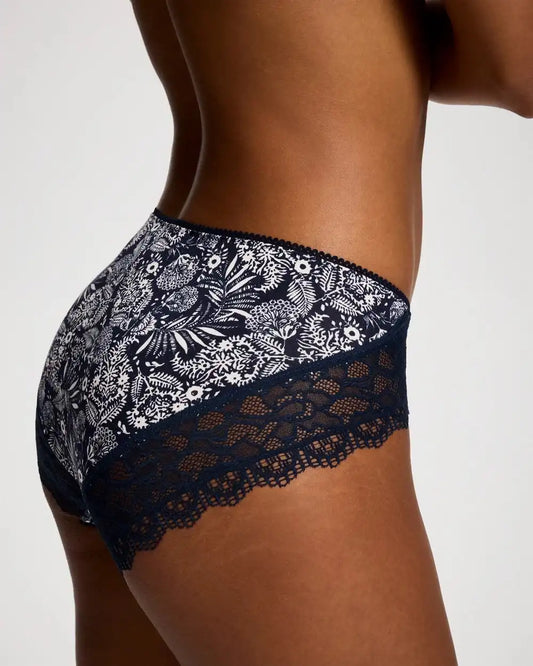 High-Leg Panty with Enchanting Lace